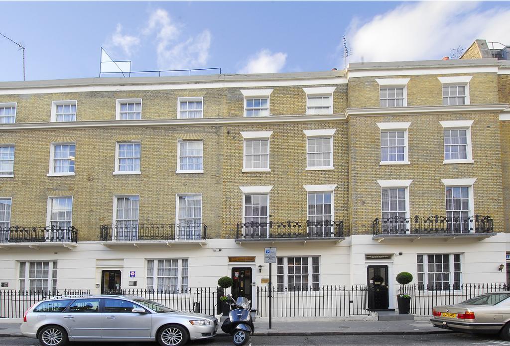 Astors Belgravia Panzió London Kültér fotó