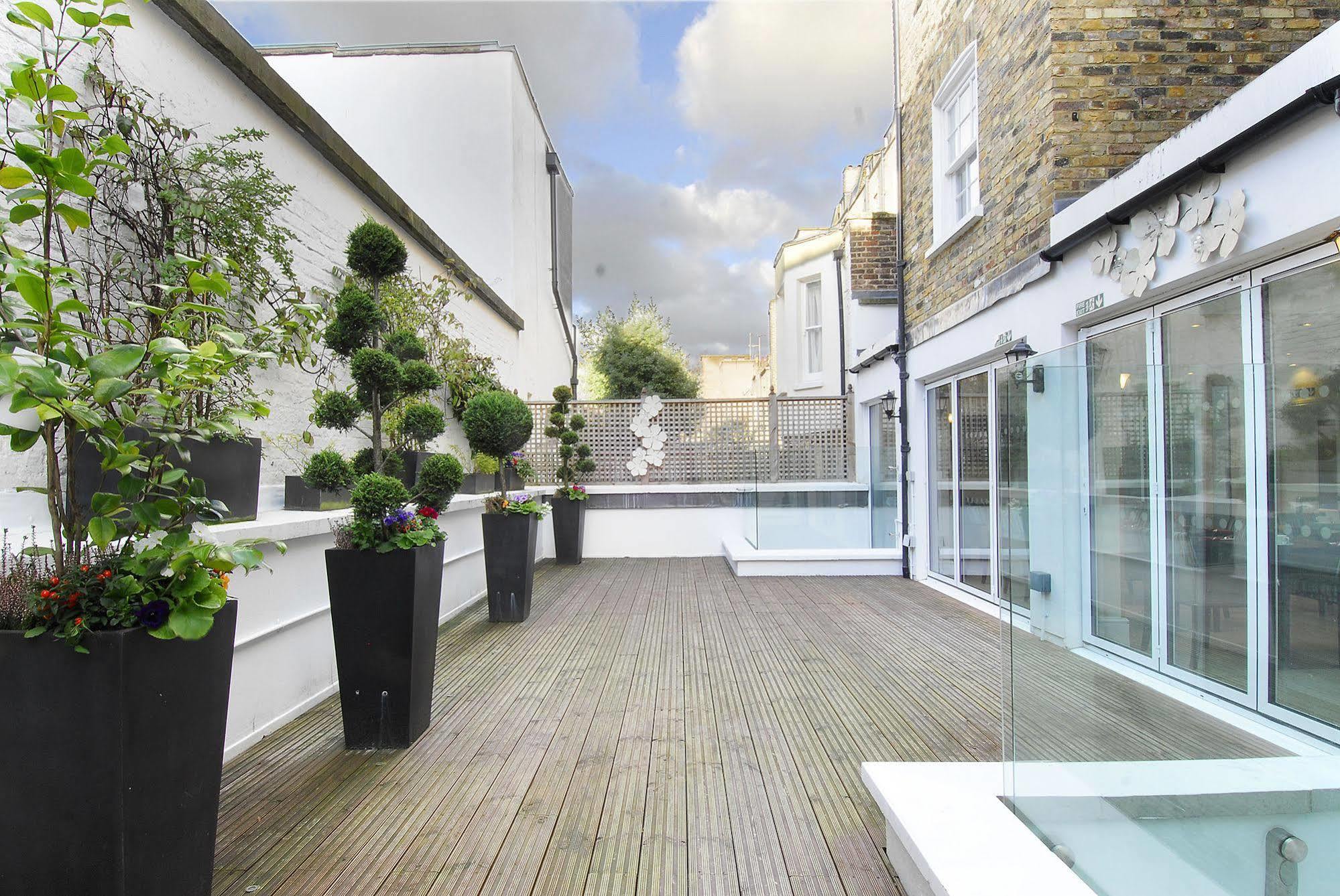 Astors Belgravia Panzió London Kültér fotó