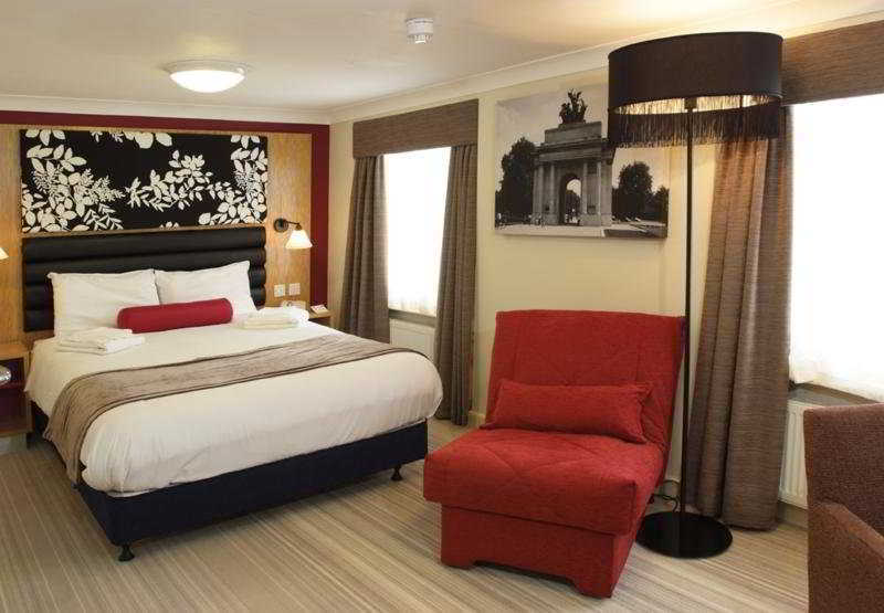 Astors Belgravia Panzió London Kültér fotó